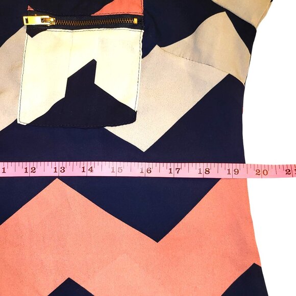 RUE 21 | Multi-Color Checkered Chest Pockets Casual Blouse - Picture 8 of 9